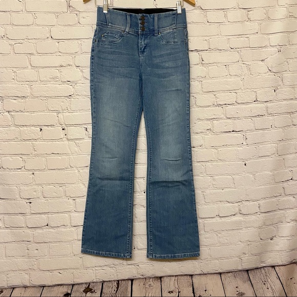 Laurie Felt Curve Silky Denim Boot-Cut Jeans Vintage Classic New